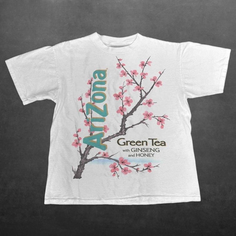 Collectible Vintage T Shirts - Винтажная женская футболка с принтом вишневого