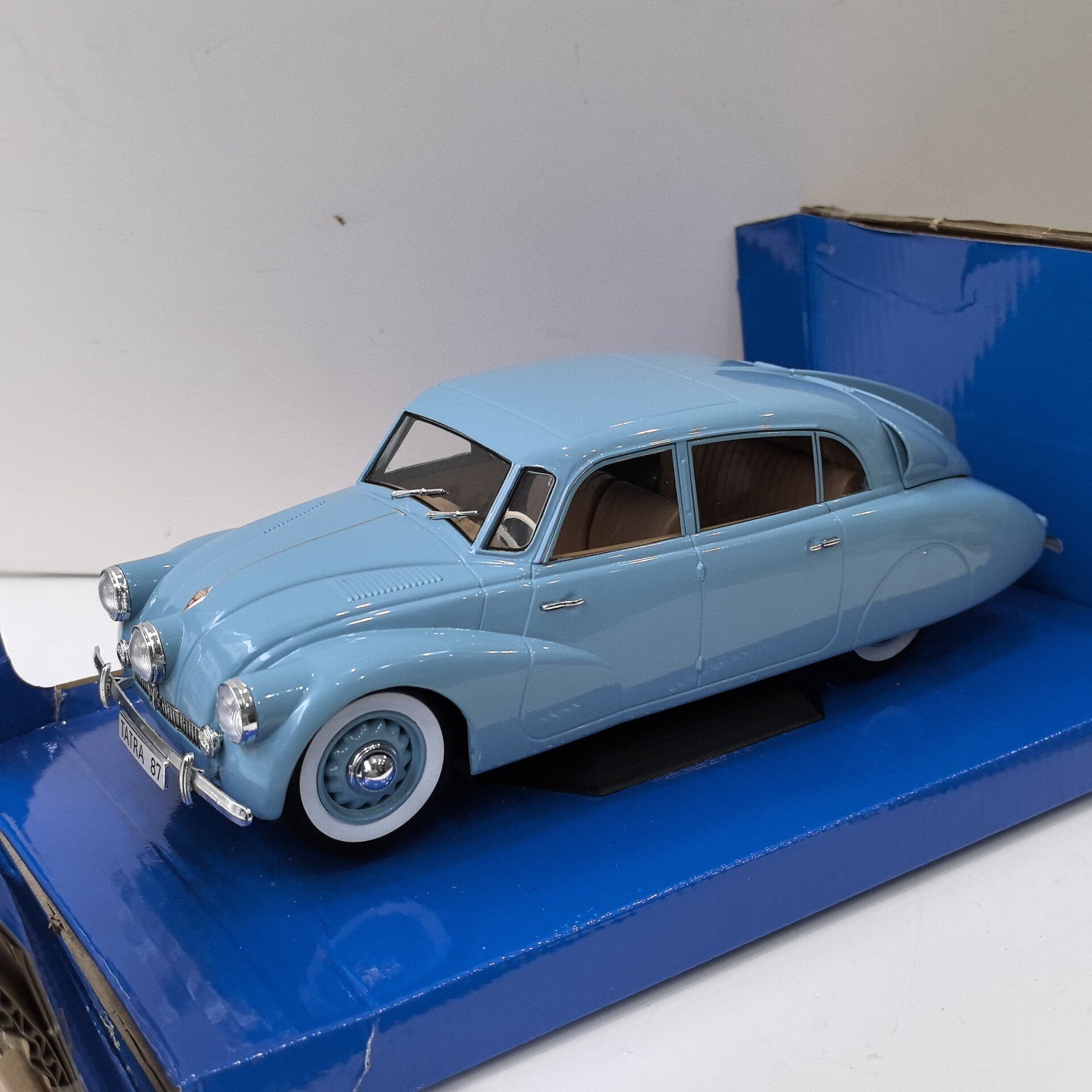 Модель автомобиля MCG Diecast  – обзор и цена Vintage Collectibles Toys